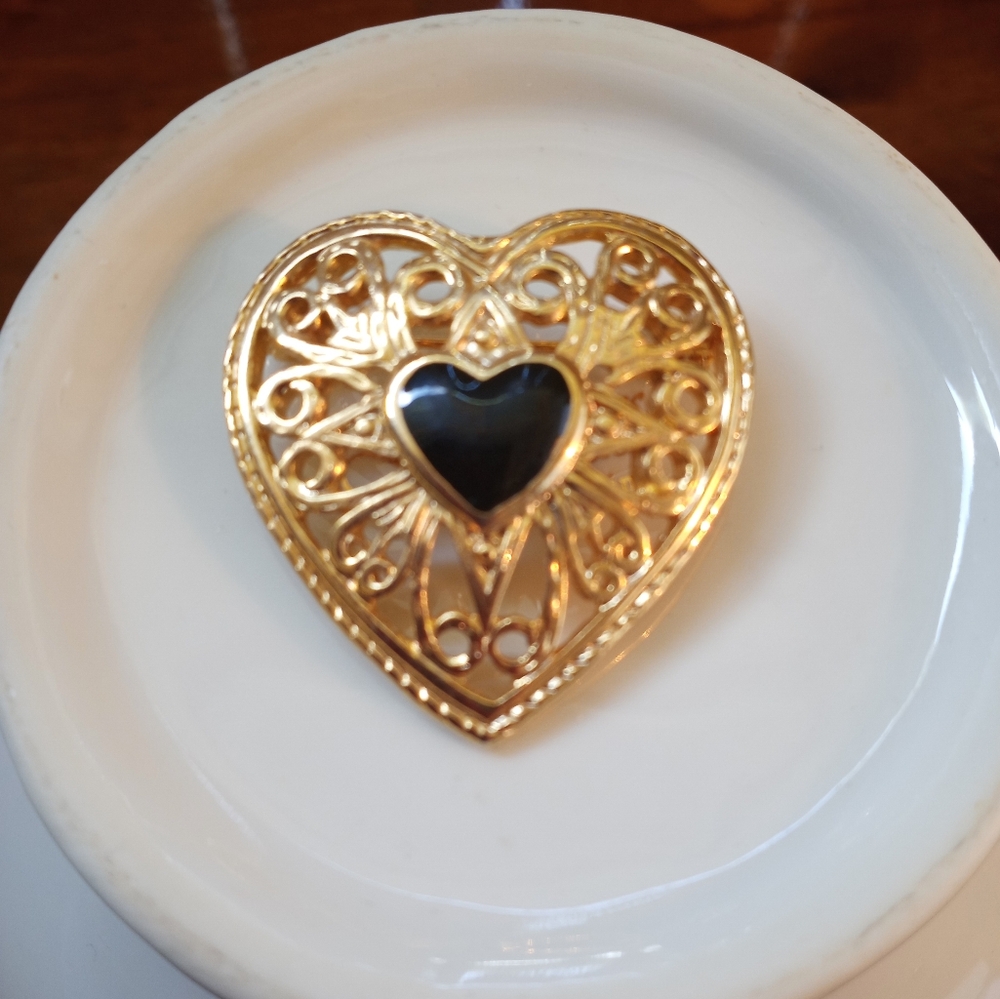 Goldtone Heart Brooch With Black Heart In Center